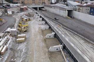 Le National débat des critères en matière de nuisances sonores pour les nouveaux logements. Gauche et droite sont en désaccord (archives). KEYSTONE/GAETAN BALLY